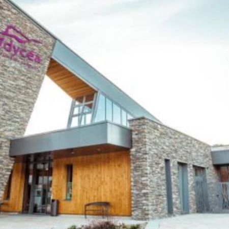Appartement de charme dans résidence avec piscine La Joue du Loup Saint-Étienne-en-Dévoluy Exterior foto